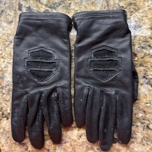 Harley Davidson black leather riding gloves